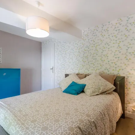 Dolancourt, 4 Pièces, 6 Personnes - Fr-1-543-51 Hébergement de vacances
